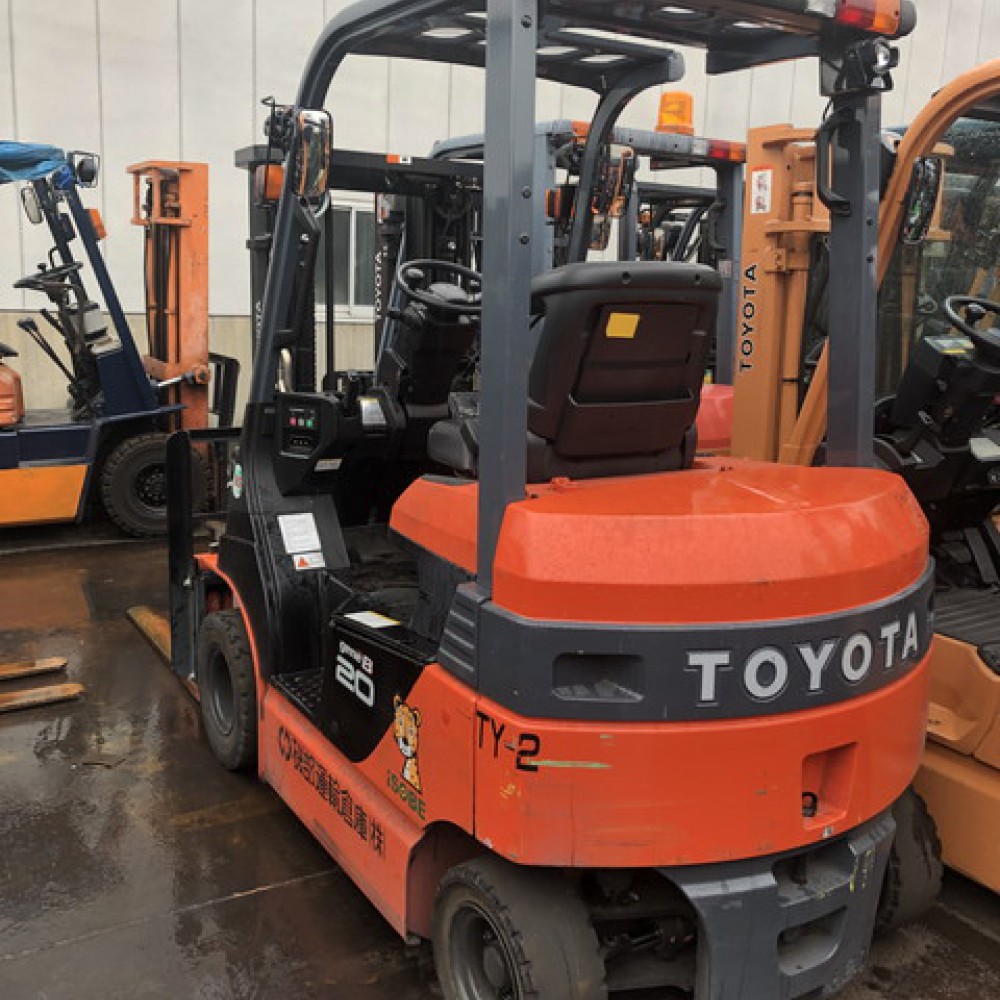 Stivuitor TOYOTA 8FBH20