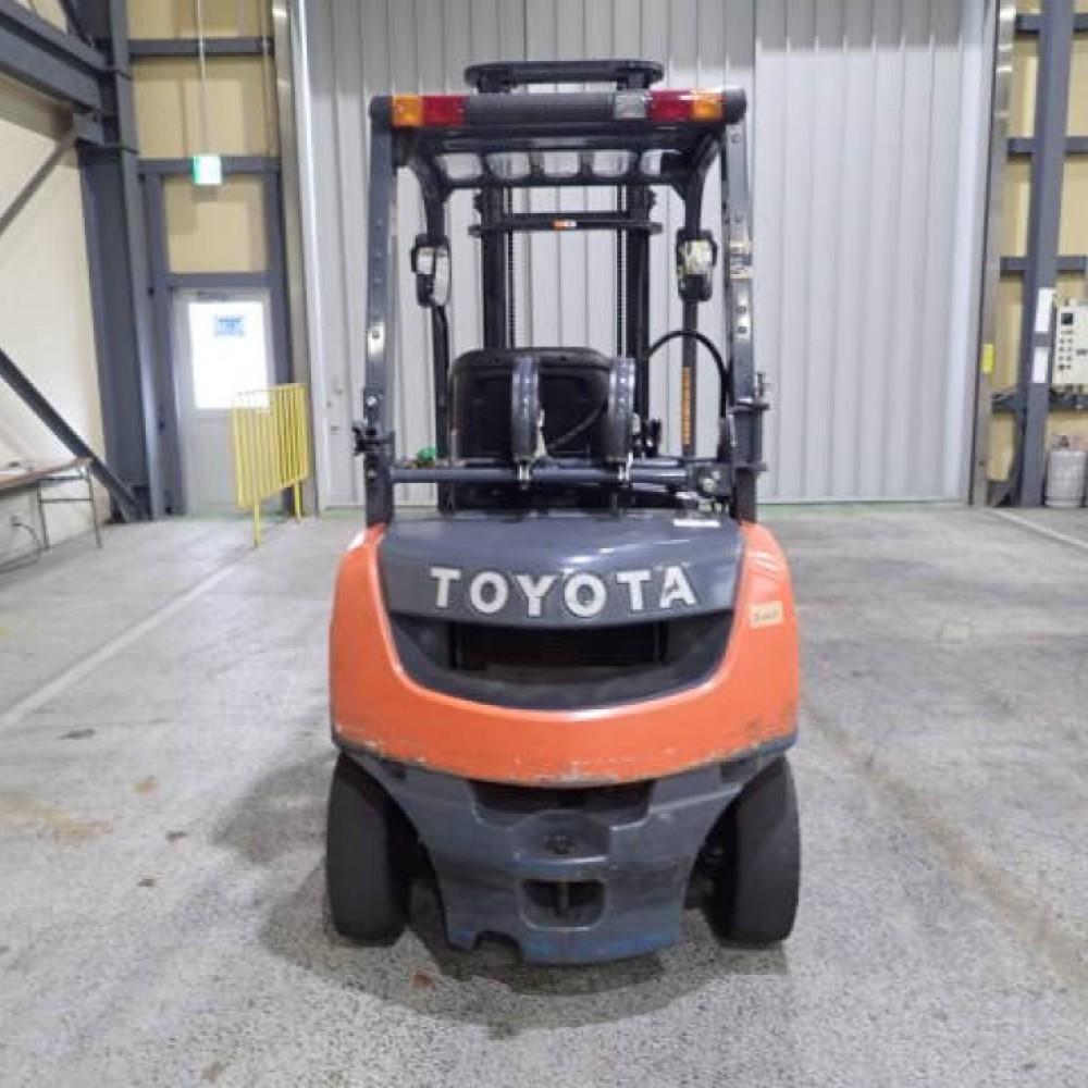 Вилочный погрузчик TOYOTA 8FG20