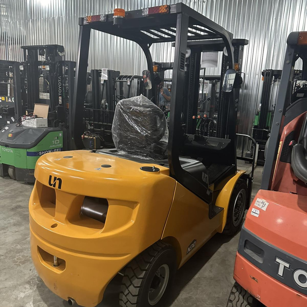 Вилочный погрузчик TEU FD30T