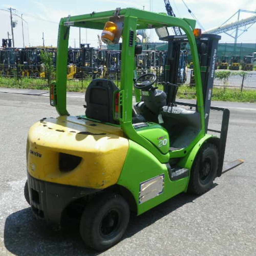 Вилочный погрузчик KOMATSU FG20T-15