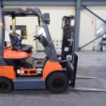Вилочный погрузчик TOYOTA 7FBH18