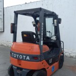 Вилочный погрузчик TOYOTA 8FBL10
