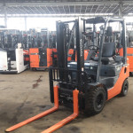 Вилочный погрузчик TOYOTA 42-8FDL15