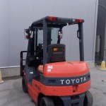 Вилочный погрузчик TOYOTA 7FB20