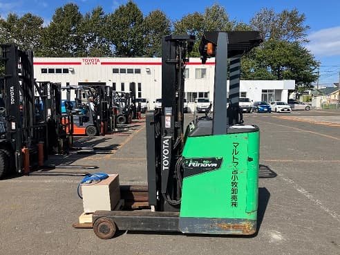 Transpaleta electric triplex Toyota 8FBRS15 — изображение 5